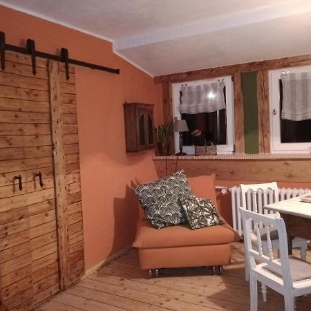 Linas Toepferhof Apartamento Weißenfels Exterior foto