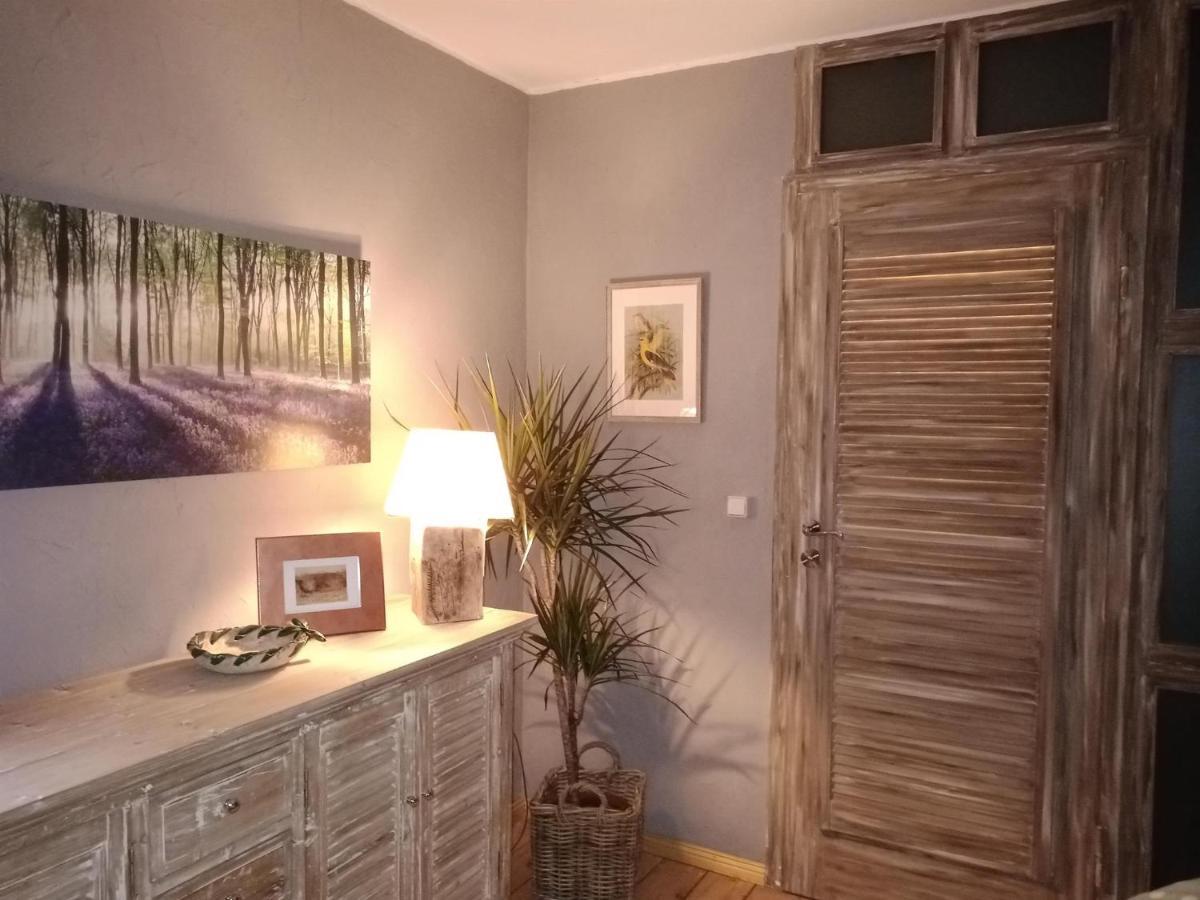 Linas Toepferhof Apartamento Weißenfels Exterior foto